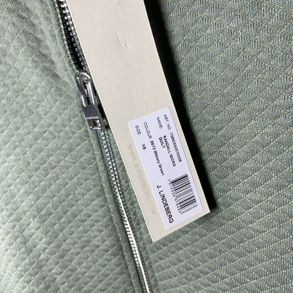 J. Lindeberg | Randall Micro Quilt Bomber - Picture 5 of 7